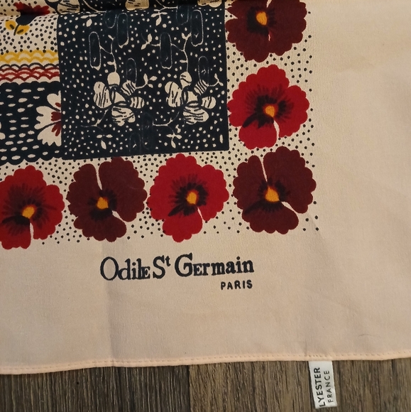 Vintage Odile St Germain Paris Made in France Scarf. - Picture 2 of 15